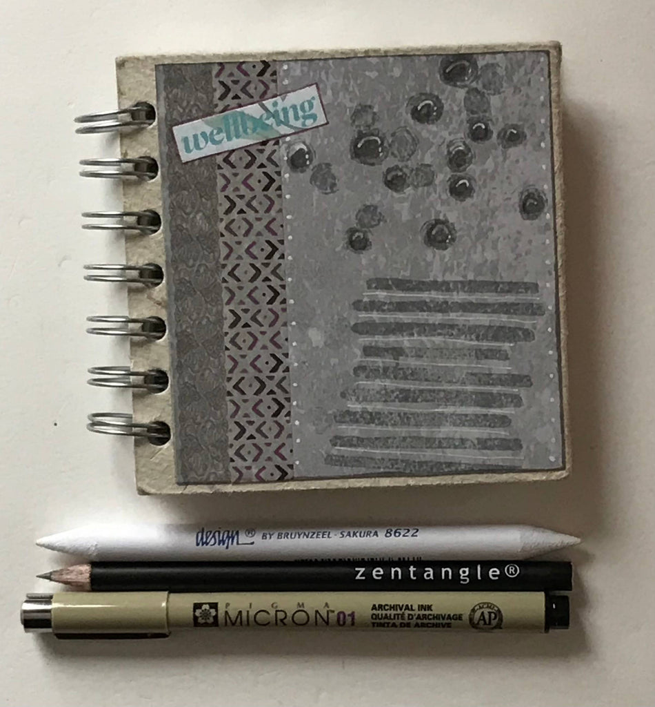 Square sketchbook white paper & pen kit