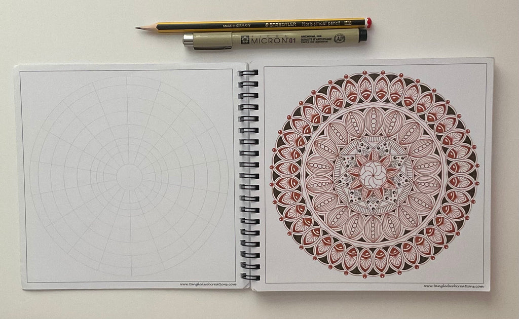 Mandala workbook, pen & pencil kit