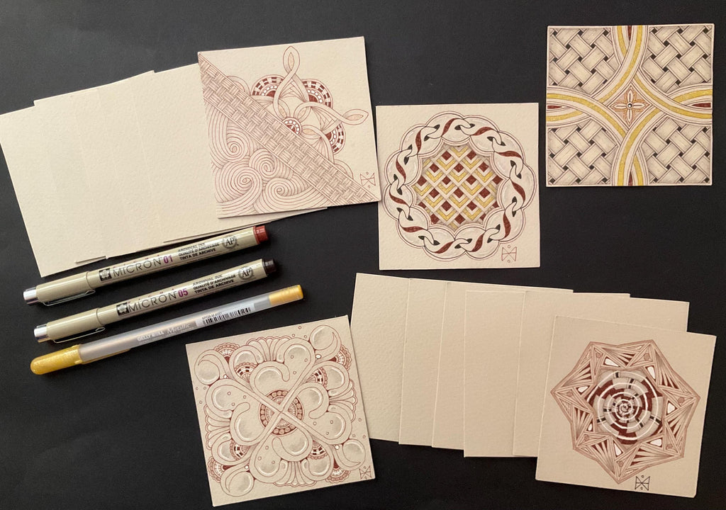 10 Brown coloured square artist Tangle Tiles with x3 pens kit